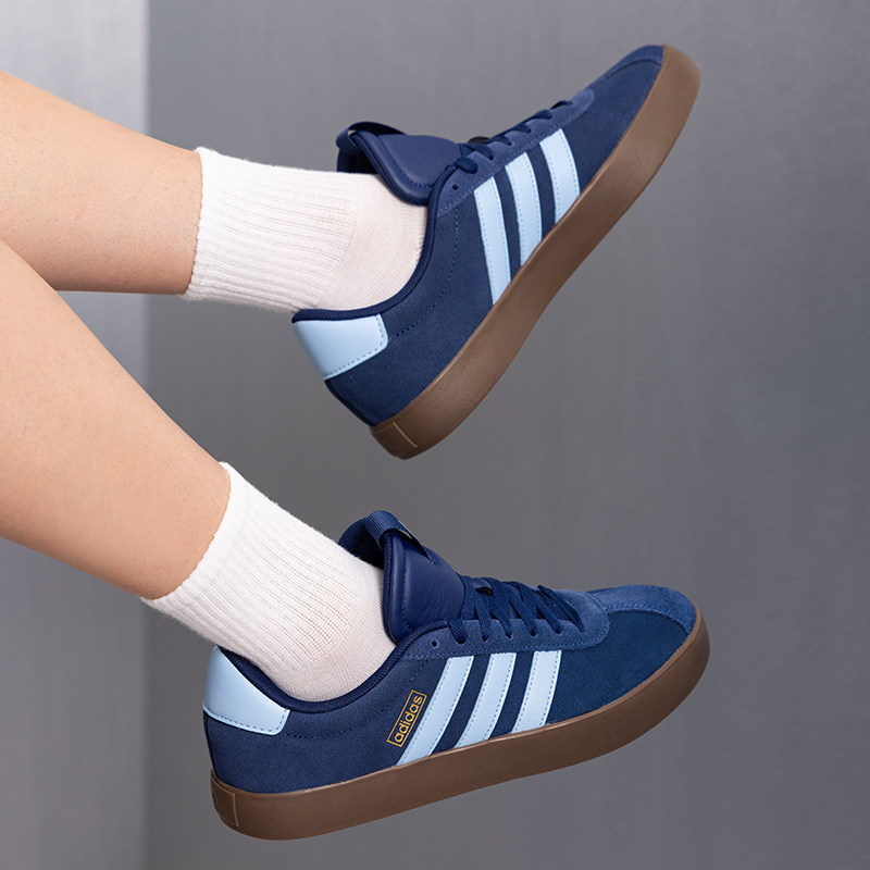 Women'S Accessories Adidas - อาดิดาส JP7537 รองเท้าผ้าใบหนังสีกรมท่าสีทองแบบ Low Top Comfort