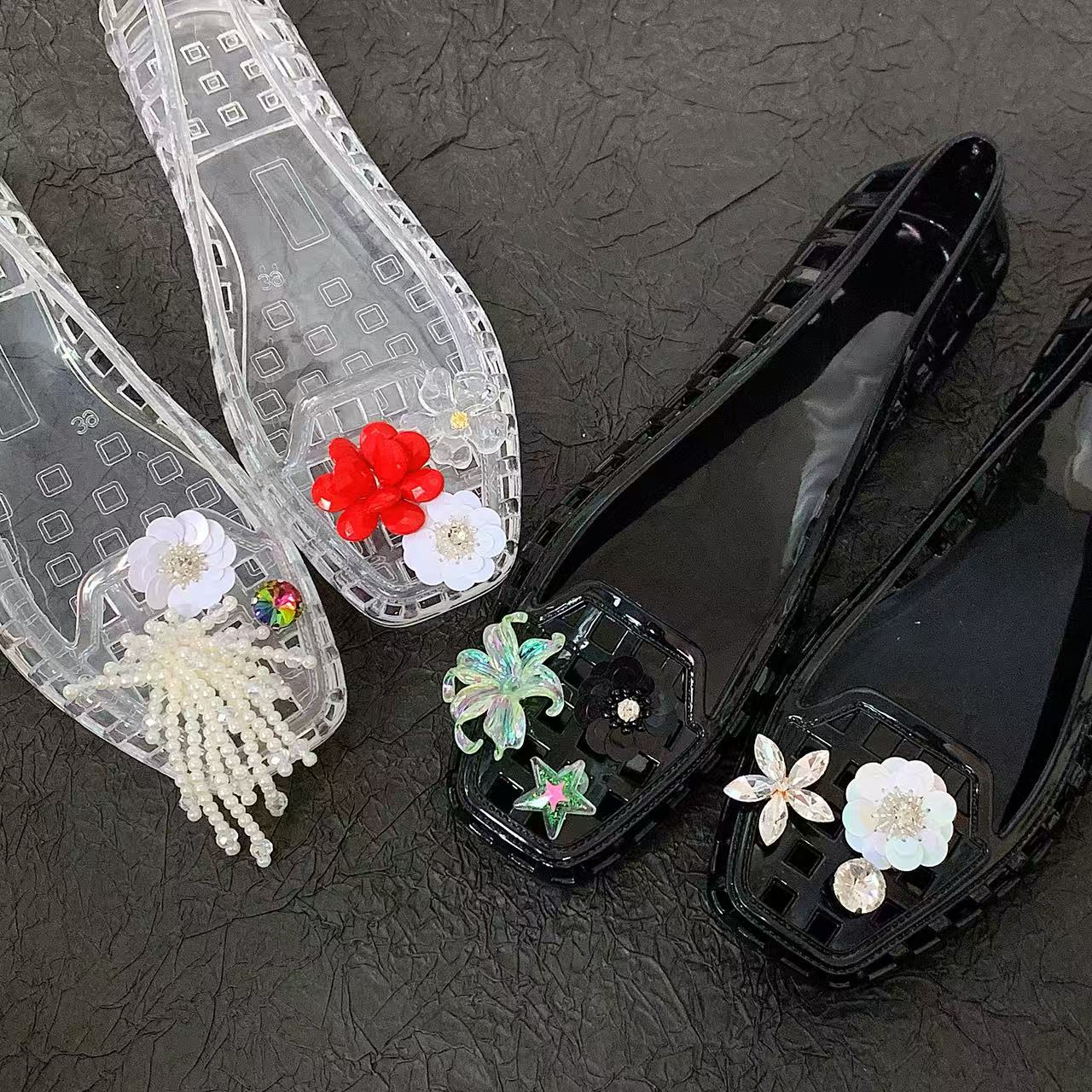 Women'S Accessories For Shoes - รองเท้าเจลลี่คริสตัลสำหรับผู้หญิง, รองเท้าสตรีทรงสี่เหลี่ยมสำหรับฤดูร้อน, ชุดดอกไม้เรนสโตน, รองเท้าคริสตัล, รองเท้าแตะ, รองเท้าเจลลี่,